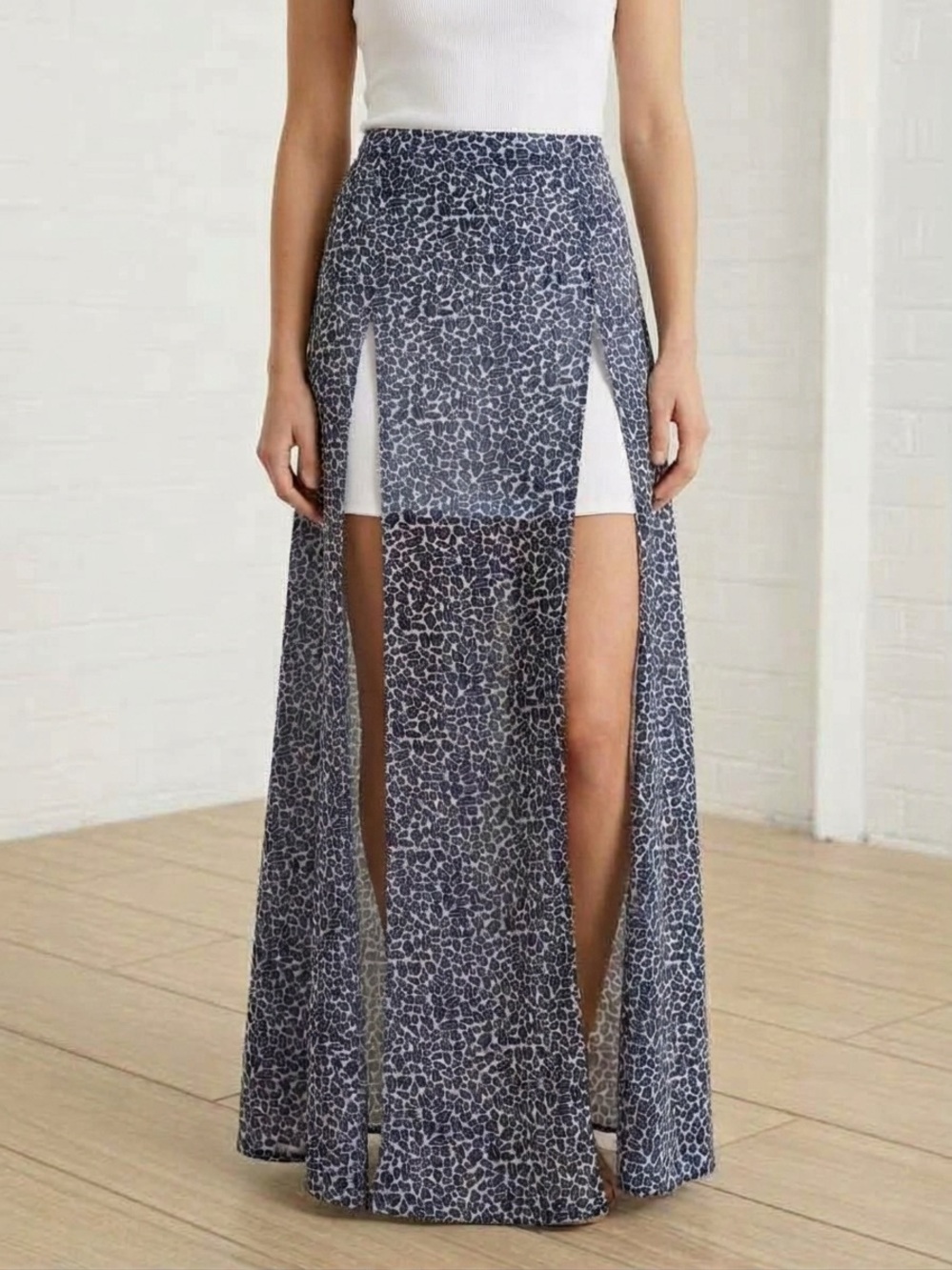 L’Atiste by Amy NWT Blue Abstract Print Maxi Skirt Size S Double Side Slit Boho